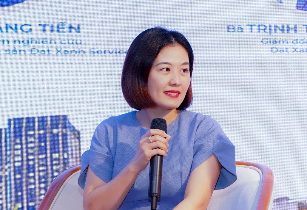 Giám đốc Kinh doanh Dat Xanh Services - bà Trịnh Thị Kim Liên nói về tình hình của các doanh nghiệp môi giới bất động sản thời gian qua rằng: “Một số công ty môi giới bất động sản hiện giờ có thể còn sếp nhưng không