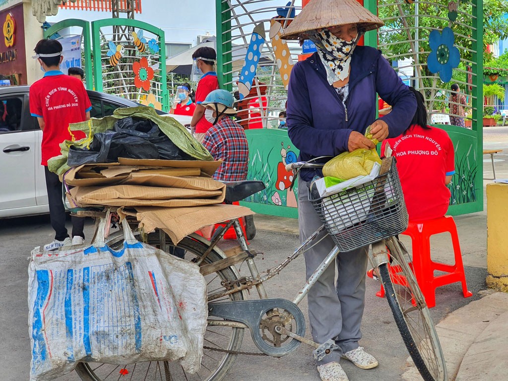 lao-dong-tu-do-1734569865.jpg