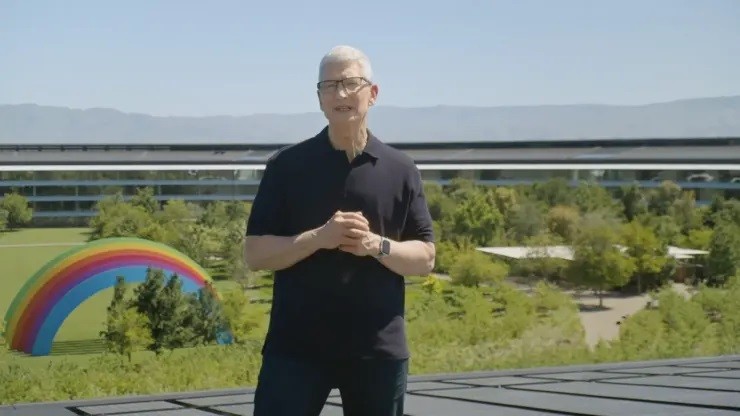 tim-cook-1722569835.jpg