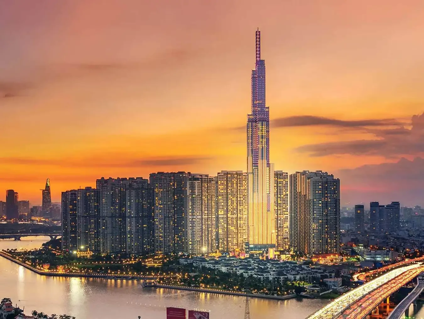 



Landmark 81 có hình dáng bên ngoài cao vút được lấy cảm hứng từ bó tre truyền thống

