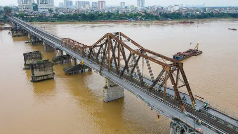 Hà Nội: Lập tổ nghiên cứu cải tạo cầu Long Biên