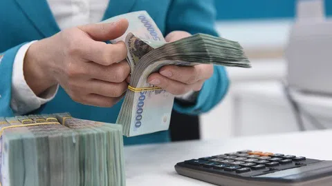 Đề xuất đánh thuế thu nhập tiền lãi tiết kiệm có hợp lý?