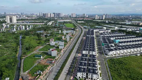 Cận cảnh đường Vành đai 10 làn xe ở Hà Nội dự kiến về đích trong năm 2025