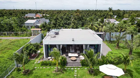 Chiêm ngưỡng Palm Villas - biệt thự tuyệt đẹp tựa ốc đảo xanh ở Tiền Giang