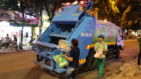 Hà Nội thí điểm thu gom rác trực tiếp, hạn chế phát sinh ô nhiễm môi trường