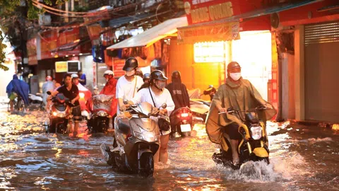 Hà Nội triển khai xây dựng bể điều tiết ngầm chống ngập ở phố cổ