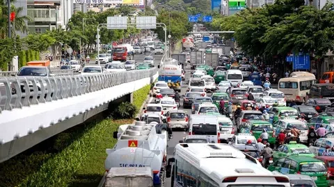 TP HCM: Nghiên cứu làm đường trên cao giảm ùn tắc khu vực Tân Sơn Nhất