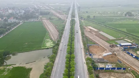 Hà Nội đẩy nhanh đấu nối đường trục phía Nam, thúc đẩy phát triển khu vực ngoại thành