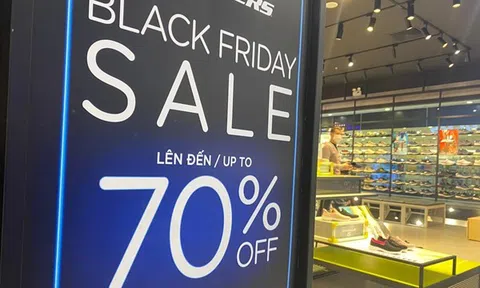 Giới trẻ lo sợ bị cuốn vào "cơn lốc" mua sắm dịp Black Friday