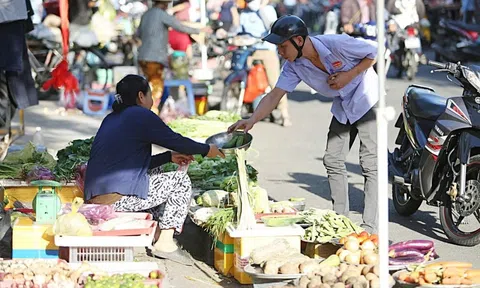 Điều chỉnh mức giảm trừ gia cảnh nên căn cứ thực tế đời sống thay vì cứng nhắc theo lộ trình