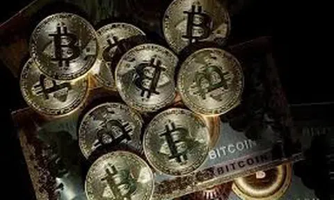 Chiến thắng của ông Trump đang thổi bùng cơn sốt tiền điện tử, đẩy giá Bitcoin tăng cao kỷ lục?