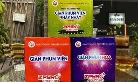 Cận Tết, giá pháo hoa tăng cao vẫn cháy hàng