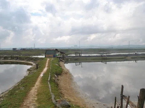 Dự án kênh phân tách lũ gần 900 tỉ đồng tại Hà Tĩnh: 15 năm vẫn chưa hoàn thành