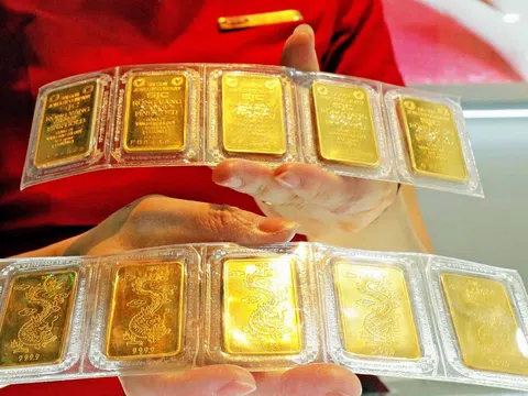 Bộ Tài chính siết quản lý thuế với hoạt động mua bán vàng, đá quý