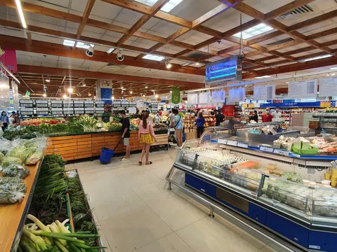 TP. HCM: Siết chặt chất lượng hàng hóa vào các siêu thị