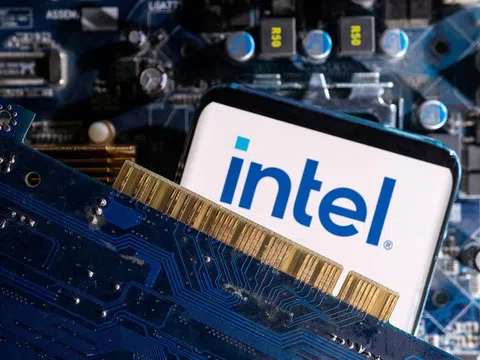 Cả thế giới xoay vần quanh chip bán dẫn, Intel bất ngờ công bố khoản lỗ kỷ lục