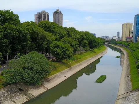 Chuyên gia đánh giá: Muốn “cứu” sông Tô Lịch phải xử lý tận nguồn gây ô nhiễm