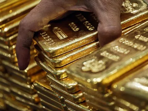 Nguyên nhân nào khiến giá vàng tăng “điên cuồng” những ngày qua?
