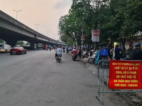 Hà Nội: Xóa sổ “bãi xe trái phép lớn nhất”, lấn chiếm nửa lòng đường