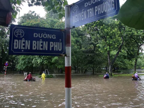 Ngập lụt tại các đô thị có phần nguyên nhân từ bê tông hóa và lấn chiếm ao hồ