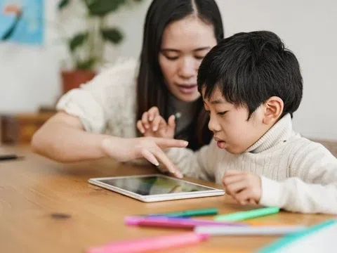 Ngày càng có nhiều trẻ em Việt phải đi học chính tiếng mẹ đẻ