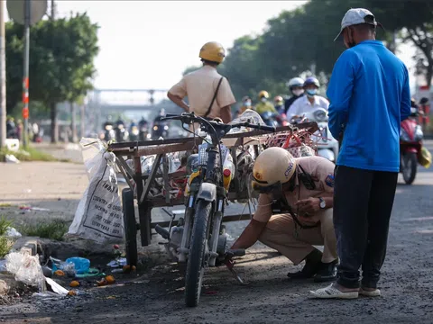 TP. HCM: Xử lý nghiêm xe cũ nát, quá niên hạn và tình trạng dừng đỗ sai quy định