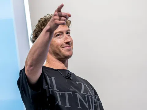 Mark Zuckerberg tiếp tục vượt qua Jeff Bezos để lọt top 2 người giàu nhất thế giới