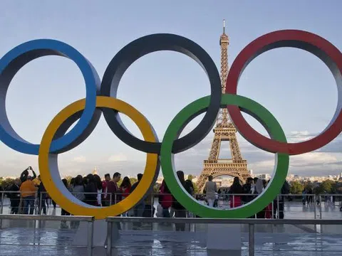 Pháp mở cuộc điều tra về quấy rối, bạo lực mạng liên quan tới nhà vô địch Olympic Imane Khelif