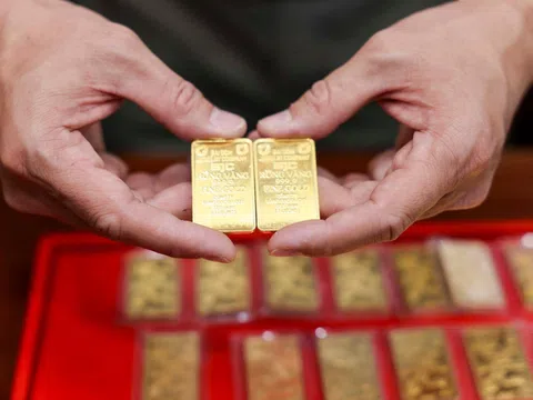 “Chuyển nhượng” suất mua vàng SJC online: Người bán có vi phạm pháp luật?