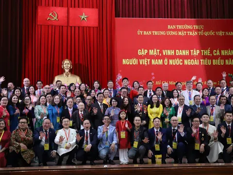 Lượng kiều hồi về Việt Nam năm 2023 đạt 16 tỷ USD